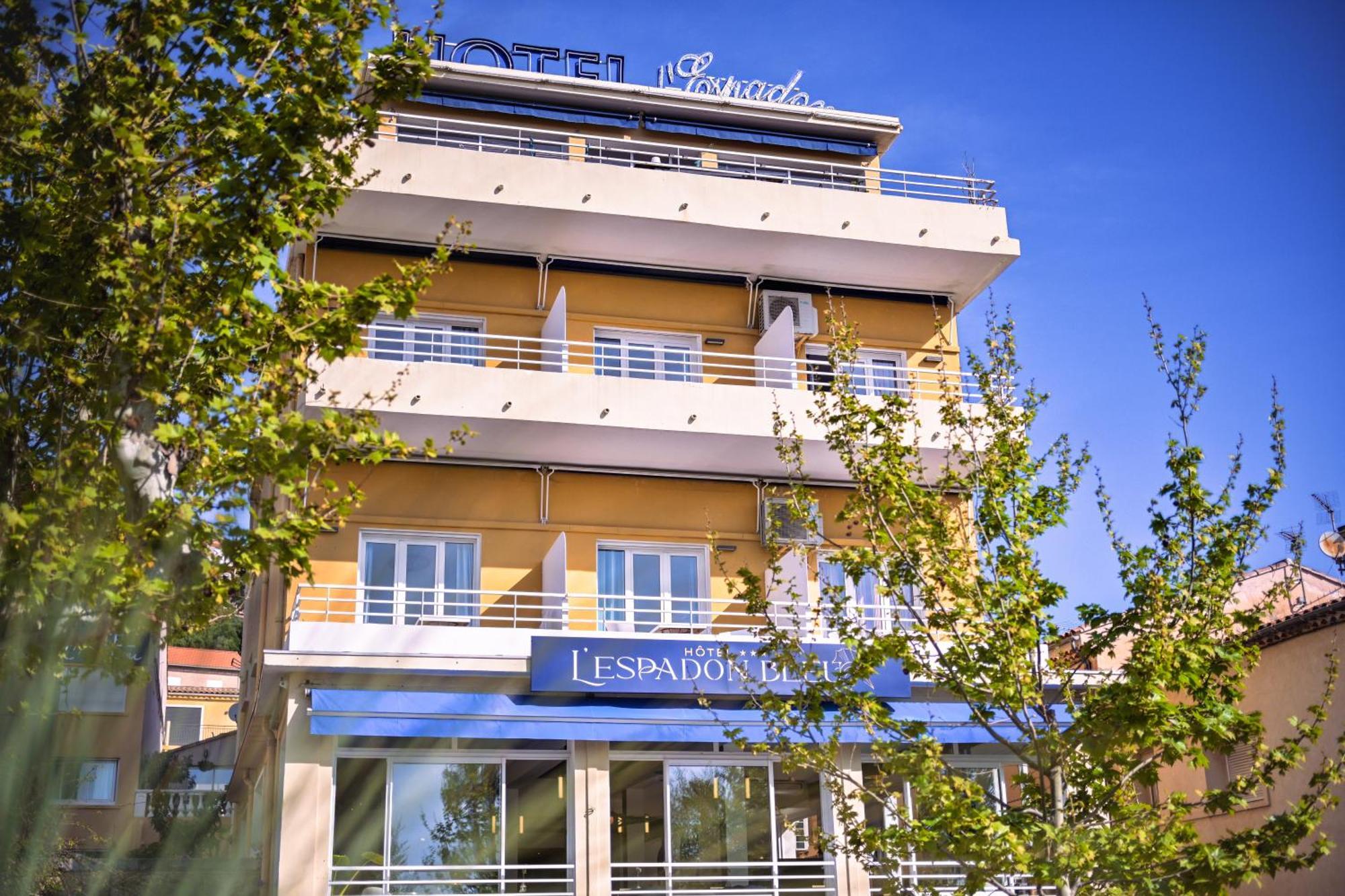 Hotel Espadon Bleu เลอลาวองดูว์ ภายนอก รูปภาพ