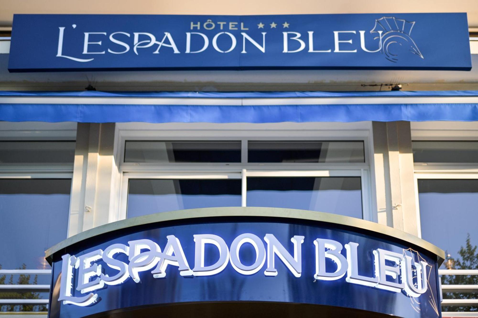 Hotel Espadon Bleu เลอลาวองดูว์ ภายนอก รูปภาพ