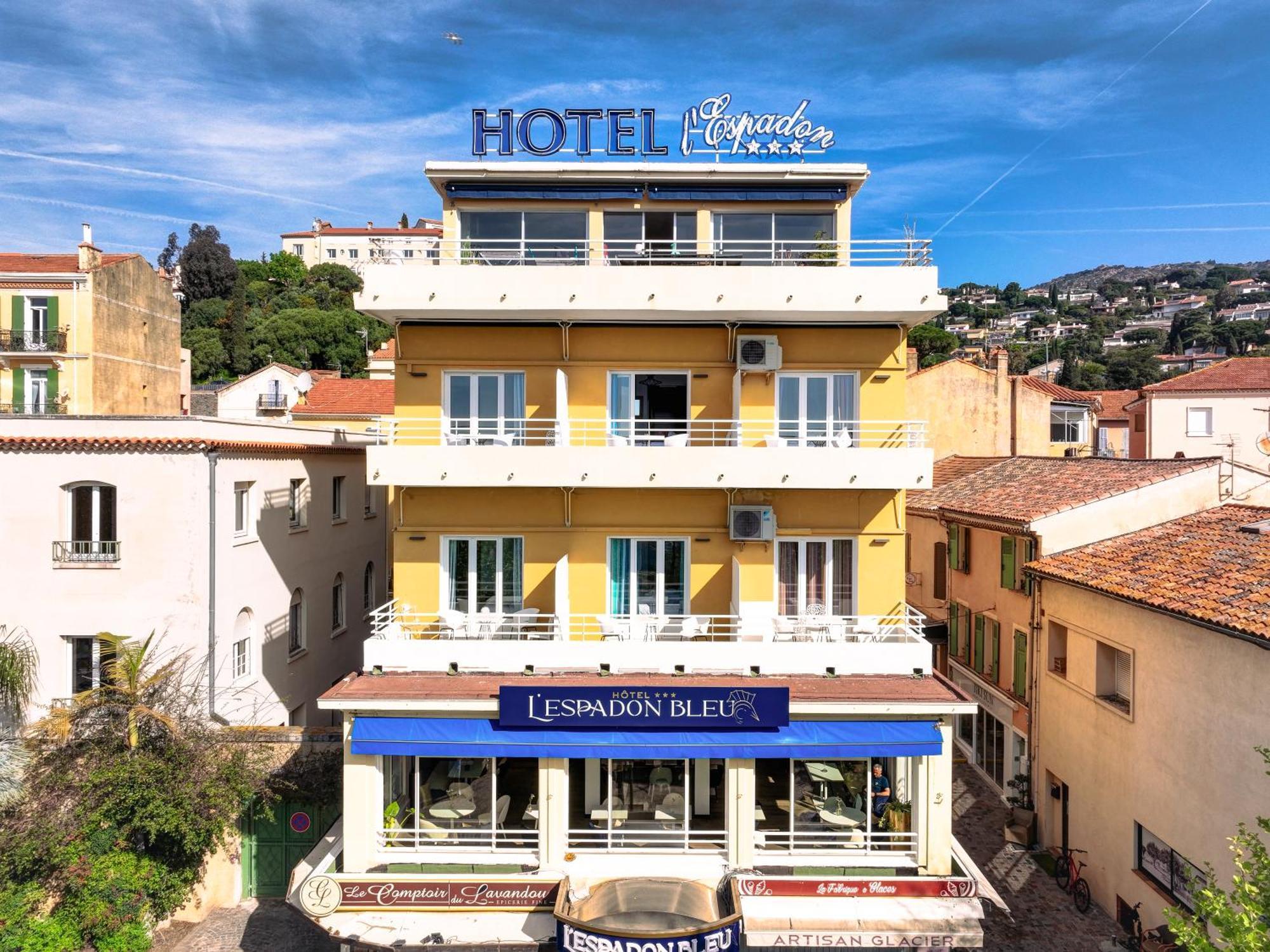 Hotel Espadon Bleu เลอลาวองดูว์ ภายนอก รูปภาพ